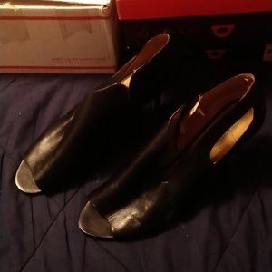 Nine West Black Open Toe Bootie Heels Size 13m